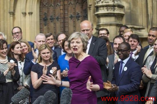 特蕾莎·梅赢得保守党党魁竞选 图源：BBC